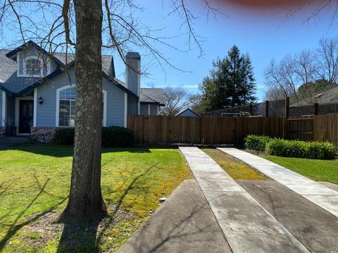 229 Grove St, Windsor, CA 95492 photo 3