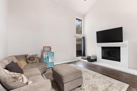 1545 Dunlap Ct, Dixon, CA 95620 photo 10