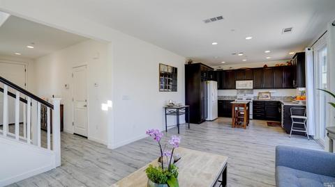 363 Grantham Ct, Fairfield, CA 94534 photo 17