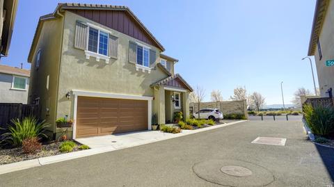 363 Grantham Ct, Fairfield, CA 94534 photo 3