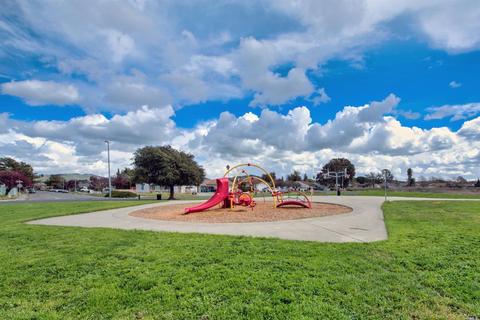 124 Susan St, Vallejo, CA 94589 photo 38