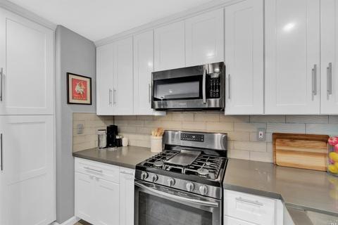 124 Susan St, Vallejo, CA 94589 photo 17