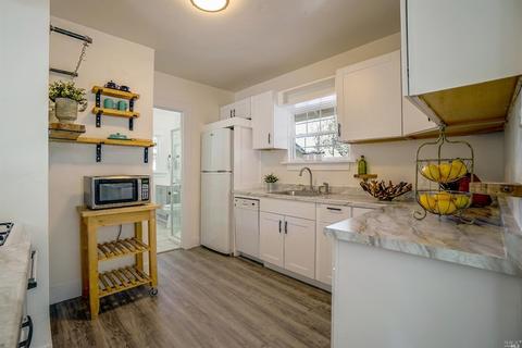 639 N Spring St, Ukiah, CA 95482 photo 7