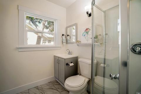 639 N Spring St, Ukiah, CA 95482 photo 16