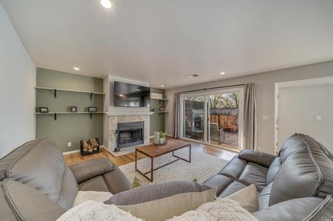 405 Woodbine Way, Windsor, CA 95492 photo 12
