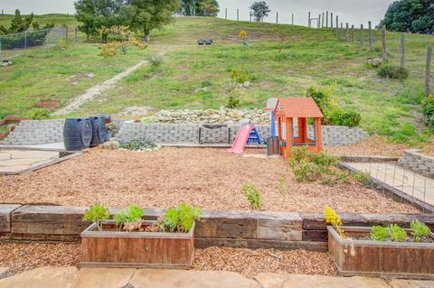 1108 Claeys Ct, Rodeo, CA 94572 photo 31