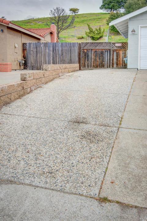 1108 Claeys Ct, Rodeo, CA 94572 photo 34