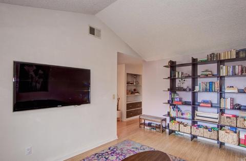 1108 Claeys Ct, Rodeo, CA 94572 photo 7