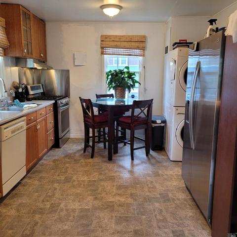 21 Werden St, Vallejo, CA 94590 photo 3