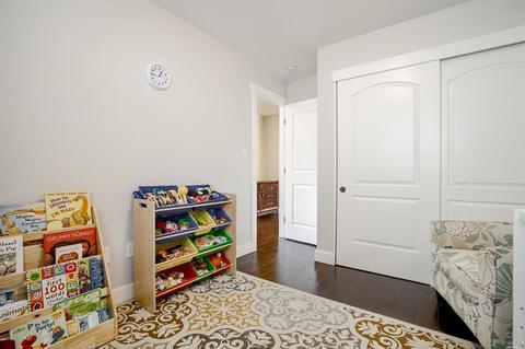 121 Thrushwing Ave, Windsor, CA 95492 photo 23