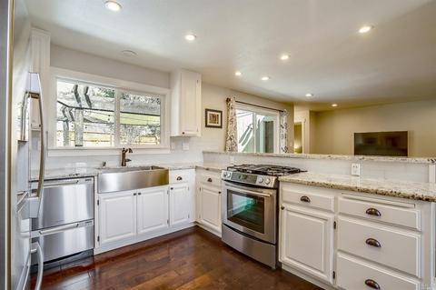 121 Thrushwing Ave, Windsor, CA 95492 photo 3