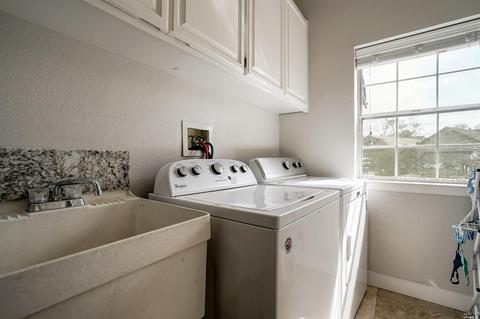 121 Thrushwing Ave, Windsor, CA 95492 photo 26