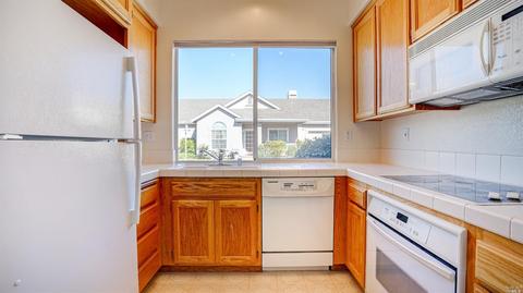 732 Glen Miller Dr, Windsor, CA 95492 photo 6