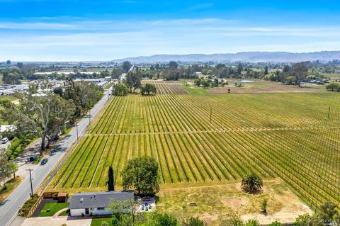 20339 8th St E, Sonoma, CA 95476 photo 1