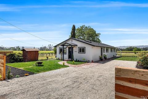 20339 8th St E, Sonoma, CA 95476 photo 2