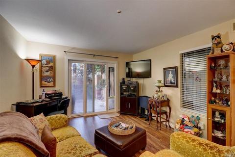 64 Creek Ct, Cotati, CA 94931 photo 6