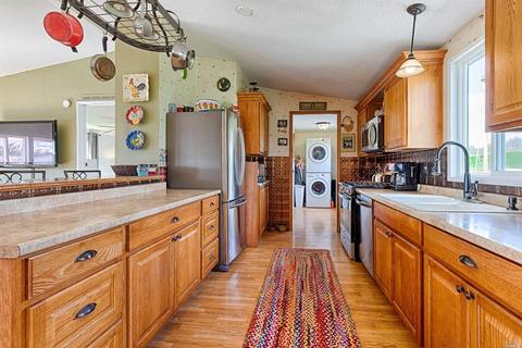 400 Ely Rd N, Petaluma, CA 94954 photo 5