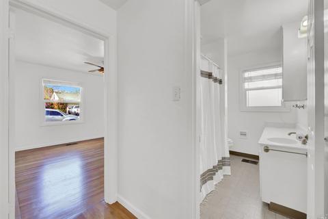 217 Del Mar Ave, Vallejo, CA 94589 photo 17