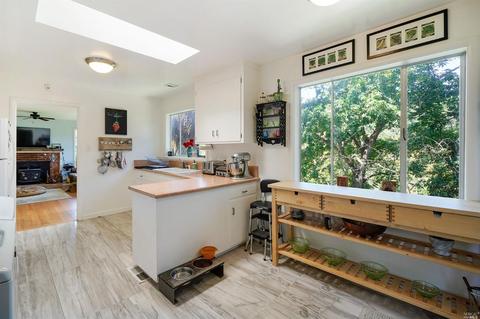 84-86 Sanchez Rd, Forest Knolls, CA 94933 photo 22