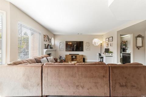 558 Britannia Dr, Vallejo, CA 94591 photo 16