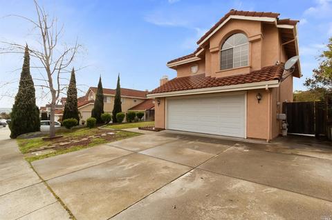 558 Britannia Dr, Vallejo, CA 94591 photo 2