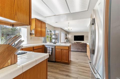 558 Britannia Dr, Vallejo, CA 94591 photo 10