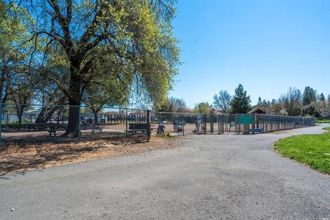 589 Shagbark St, Windsor, CA 95492 photo 22