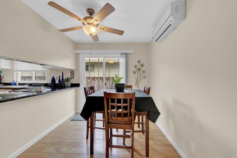 1033 Vine Ave, Martinez, CA 94553 photo 14