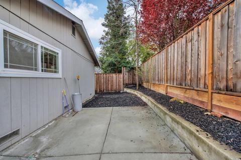 1033 Vine Ave, Martinez, CA 94553 photo 34