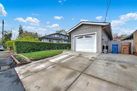 1033 Vine Ave, Martinez, CA 94553 photo 5