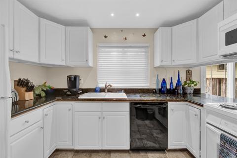 1033 Vine Ave, Martinez, CA 94553 photo 18