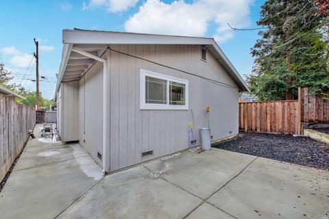 1033 Vine Ave, Martinez, CA 94553 photo 35