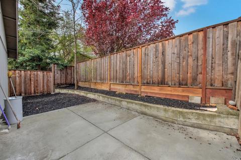 1033 Vine Ave, Martinez, CA 94553 photo 33