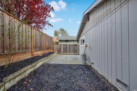1033 Vine Ave, Martinez, CA 94553 photo 37