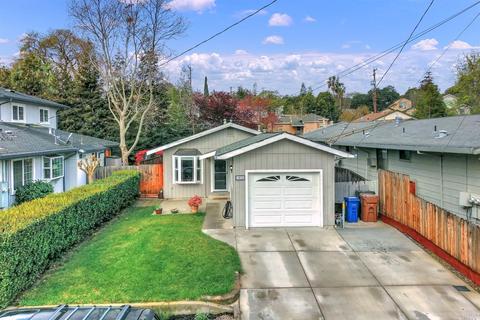 1033 Vine Ave, Martinez, CA 94553 photo 3