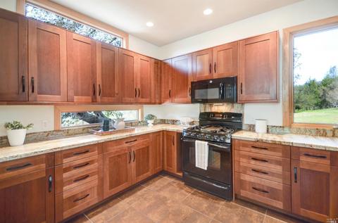 2125 Trinity Rd, Glen Ellen, CA 95442 photo 10