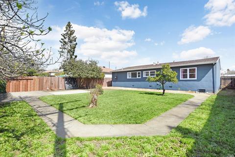 121 Las Palmas Ave, Vallejo, CA 94589 photo 15