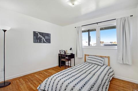 121 Las Palmas Ave, Vallejo, CA 94589 photo 11