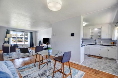 121 Las Palmas Ave, Vallejo, CA 94589 photo 6
