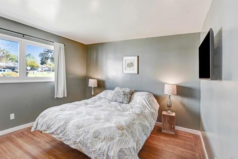 121 Las Palmas Ave, Vallejo, CA 94589 photo 10
