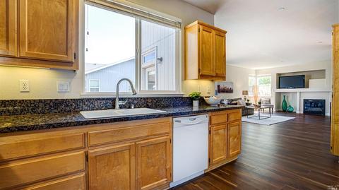 7906 Ferrari Way, Windsor, CA 95492 photo 8
