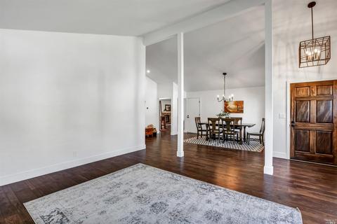 9348 Jessica Dr, Windsor, CA 95492 photo 5