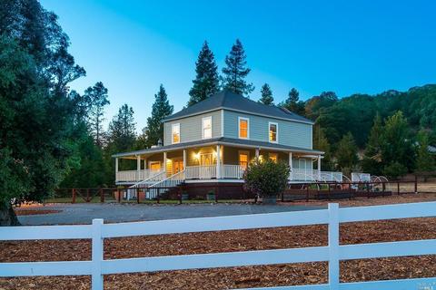 2 Alpine Rd, Novato, CA 94945 photo 1
