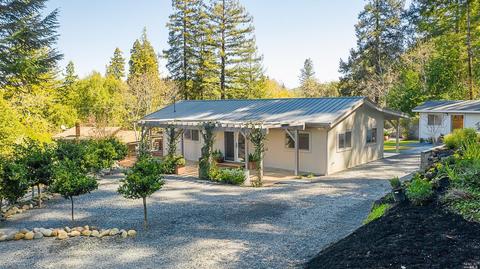 1784 Riverview Dr, Healdsburg, CA 95448 photo 2