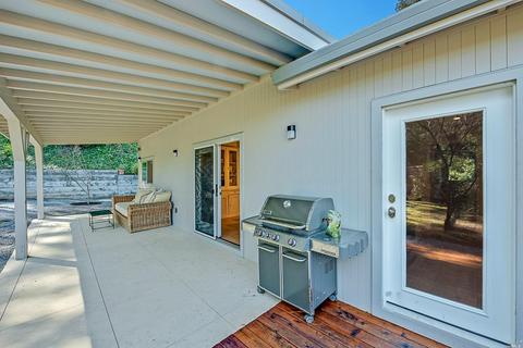 1784 Riverview Dr, Healdsburg, CA 95448 photo 17