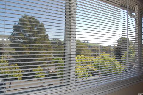 157 Whale Bone Ct, Vallejo, CA 94591 photo 7