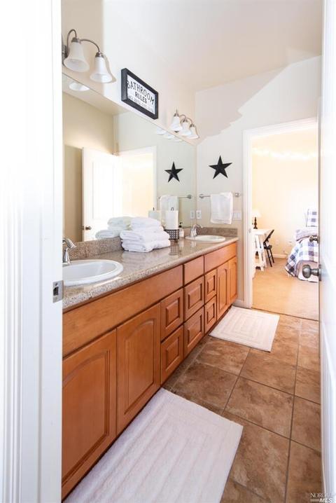 165 Stonegate Cir #B, Cloverdale, CA 95425 photo 22