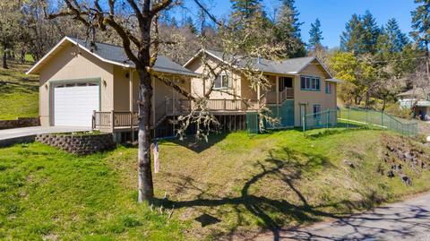 25592 Fairbanks Pl, Willits, CA 95490 photo 2