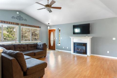 25592 Fairbanks Pl, Willits, CA 95490 photo 6