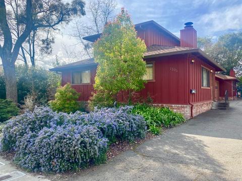 1305 Prentice Dr, Healdsburg, CA 95448 photo 1